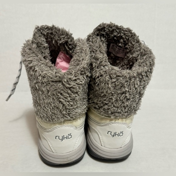 Ryka Water Repellent Lace-up Boots - Picture 4 of 7